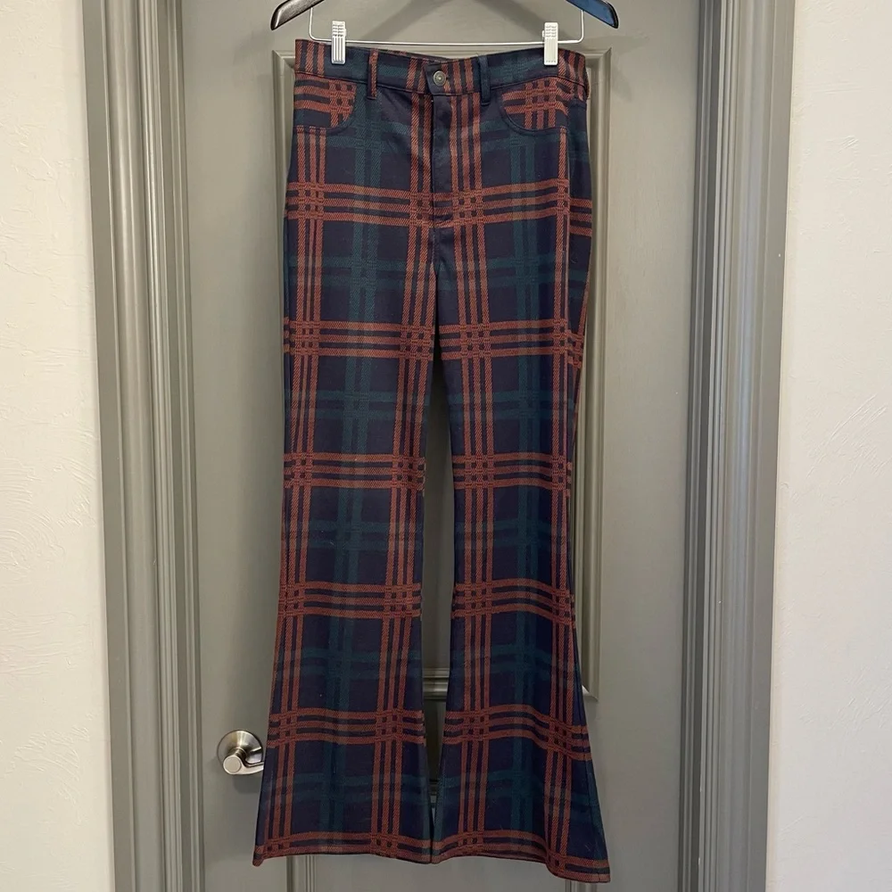 American Eagle Knit Flare Plaid Pants Size 8 - Picture 1 of 5